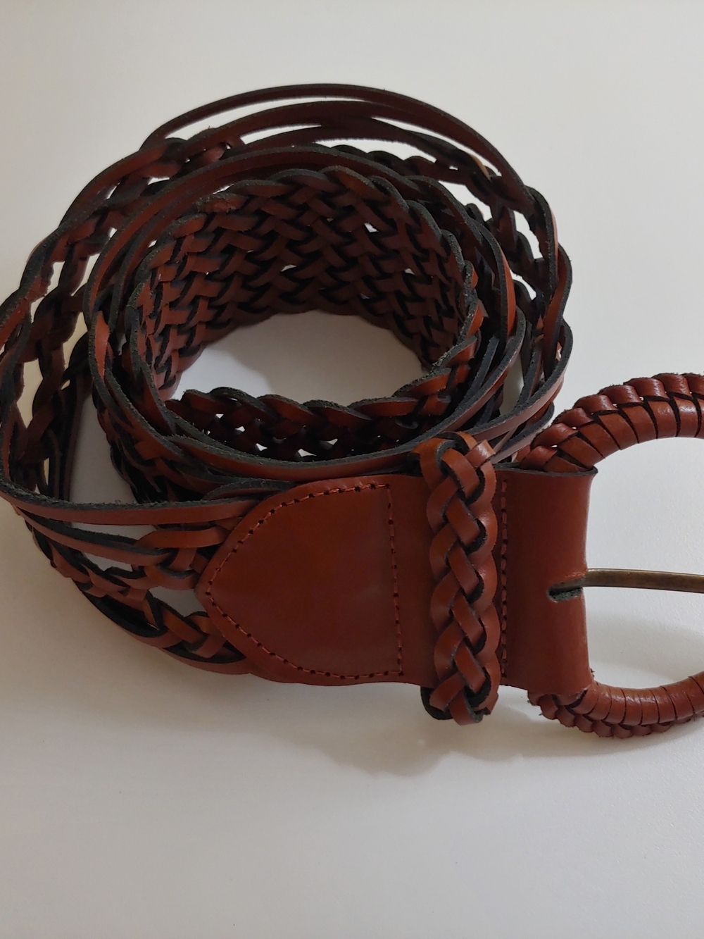 Woven Leather Waist Belt in Chestnut Brown